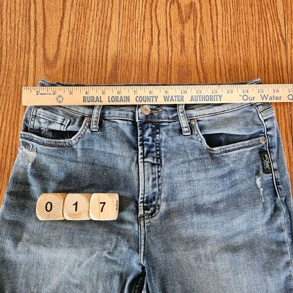 SILVER Womens Size 31 x 27 Distressed Raw Hem Calley Skinny Crop Blue Jeans - Picture 8 of 13